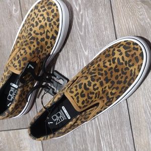 NOBO black and brown leopard print fabric loafers. NWT. Size 7